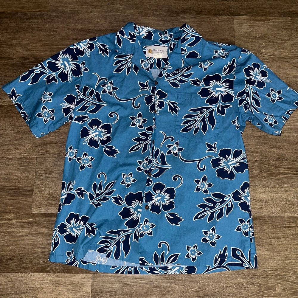Alohawears Hawaiian Blue and White Floral Shirt Vintage